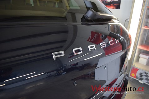 Porsche Cayenne V8