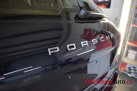Porsche Cayenne V8 - Renovace a ochrana laku