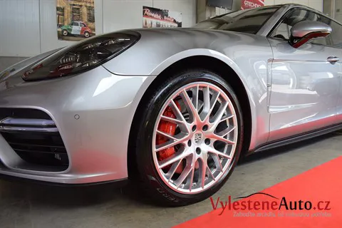 Porsche Panamera Turbo - Renovace a nanokeramická ochrana laku
