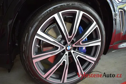 BMW X5 45e M - Renovace a nanokeramická ochrana laku