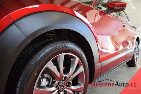 Mazda CX30 - Renovace a nanokeramická ochrana laku