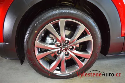 Mazda CX30 - Renovace a nanokeramická ochrana laku