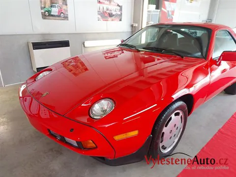 Porsche 928 - Renovace a keramická ochrana laku