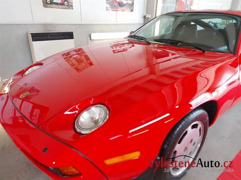 Porsche 928 - Renovace a keramická ochrana laku