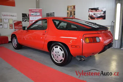 Porsche 928 - Renovace a keramická ochrana laku