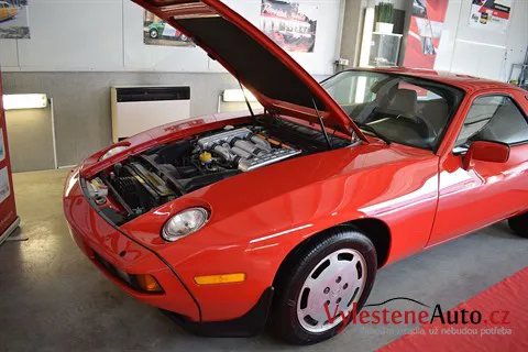 Porsche 928 - Renovace a keramická ochrana laku