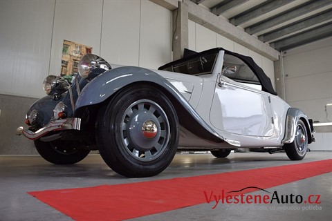 Citroen 11 Cabriolet Avant (1939)