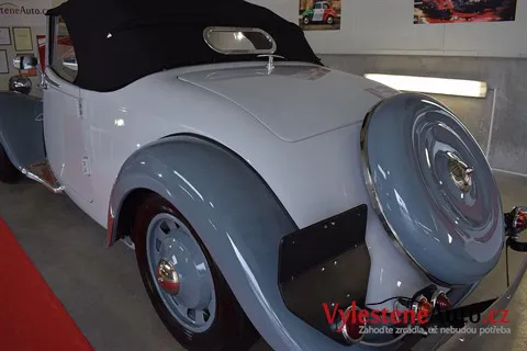Citroen 11 Cabriolet Avant (1939) - Renovace a keramická ochrana laku