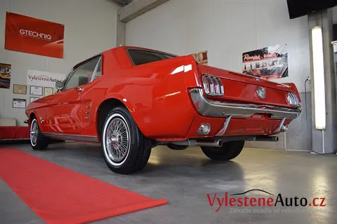 Ford Mustang 1966 - Renovace a keramická ochrana laku