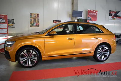 Audi Q8 - Renovace a keramická ochrana laku