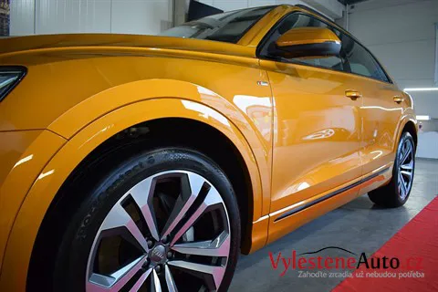Audi Q8 - Renovace a keramická ochrana laku