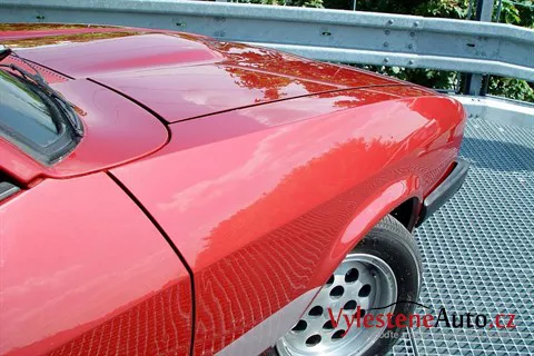 Ford Capri 2.3S - Leštění laku