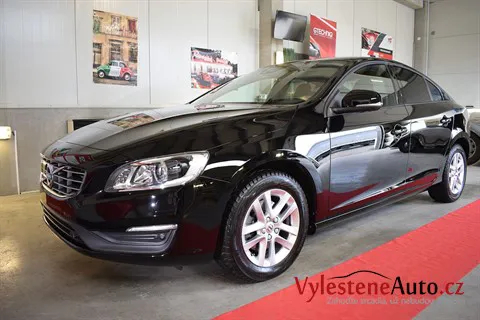 Volvo S60 - Renovace a keramická ochrana laku