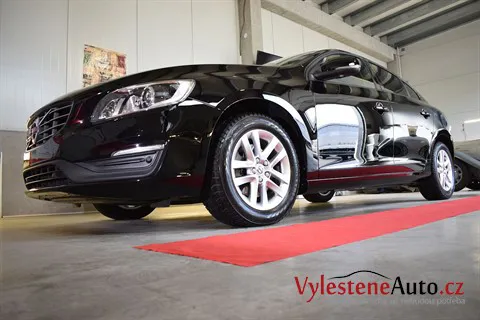 Volvo S60 - Renovace a keramická ochrana laku