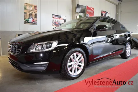 Volvo S60 - Renovace a keramická ochrana laku