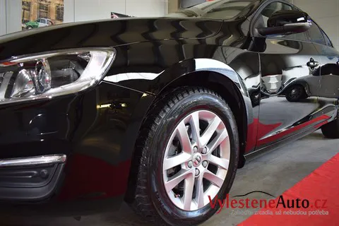 Volvo S60 - Renovace a keramická ochrana laku