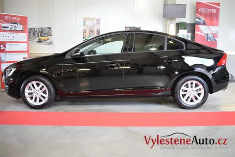 Volvo S60 - Renovace a keramická ochrana laku