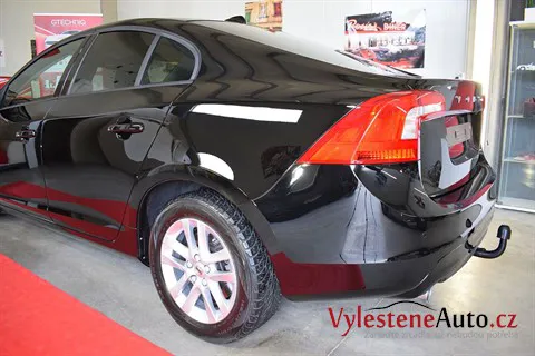 Volvo S60 - Renovace a keramická ochrana laku