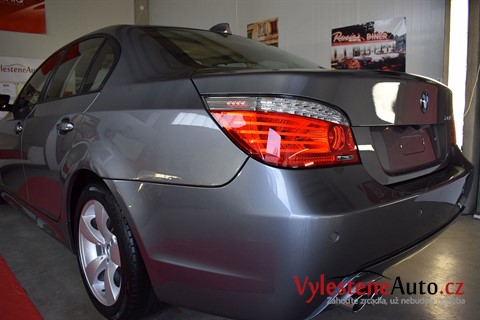 BMW 550i