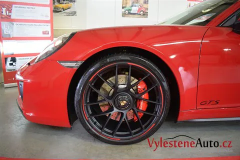 Porsche 911 GTS - Renovace a ochrana laku