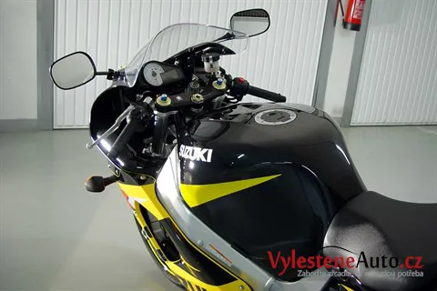 Suzuki GSX R 600 - Rozleštění a ochrana laku