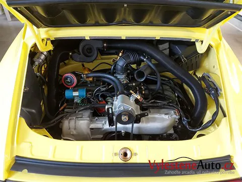 Porsche 912 - Vícekrokové leštění laku