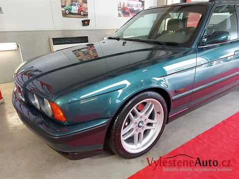 BMW M5 e34 kombi - Leštění a keramická ochrana laku