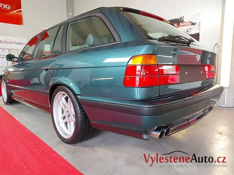 BMW M5 e34 kombi - Leštění a keramická ochrana laku