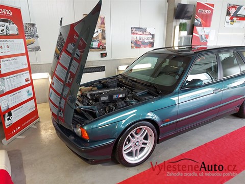 BMW M5 e34 kombi