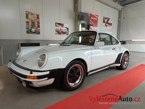 Porsche 911 turbo (1969) - Jemné leštění laku