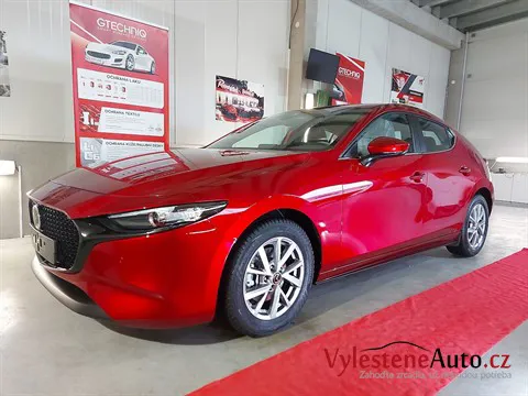 Mazda 3 - Leštění a keramická ochrana laku