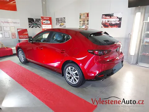 Mazda 3 - Leštění a keramická ochrana laku
