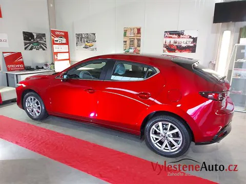 Mazda 3 - Leštění a keramická ochrana laku