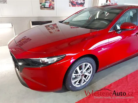 Mazda 3 - Leštění a keramická ochrana laku