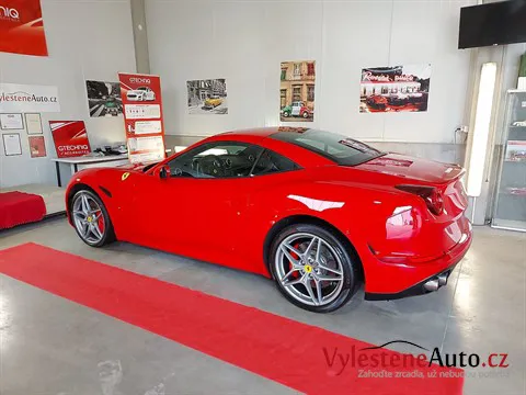 Ferrari California T - Leštění a keramická ochrana laku