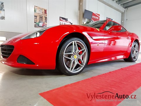 Ferrari California T