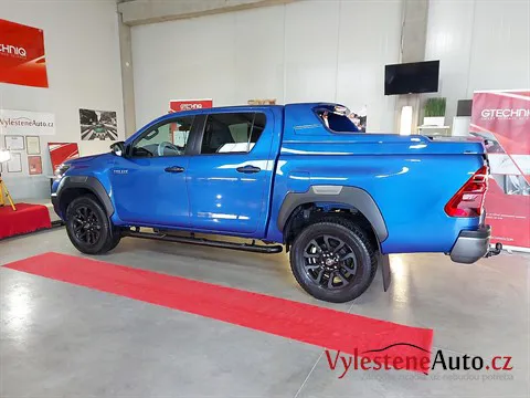 Toyota Hilux - Leštění a keramická ochrana laku