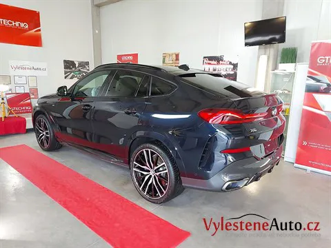 BMW X6 50d - Leštění a keramická ochrana laku