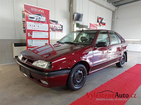 Renault 19