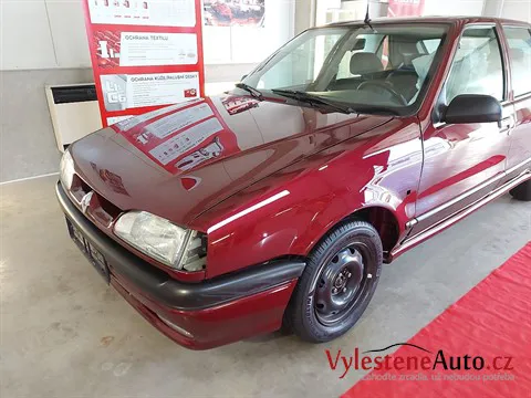 Renault 19 - Leštění a keramická ochrana laku