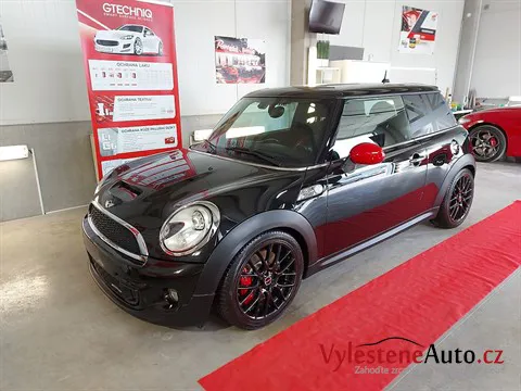 Mini Cooper John Cooper Works - Leštění a keramická ochrana laku