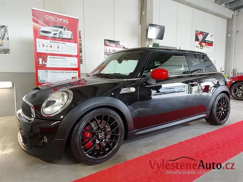 Mini Cooper John Cooper Works - Leštění a keramická ochrana laku