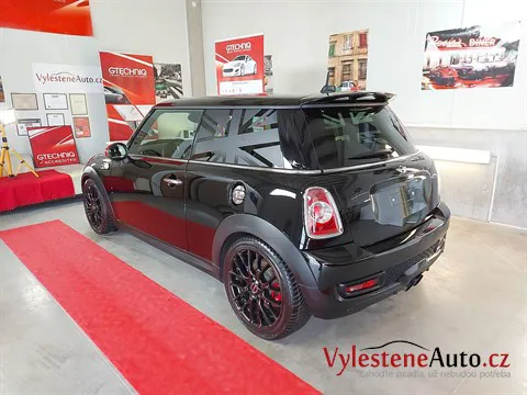 Mini Cooper John Cooper Works - Leštění a keramická ochrana laku