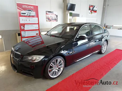 BMW 330i - Leštění a keramická ochrana laku