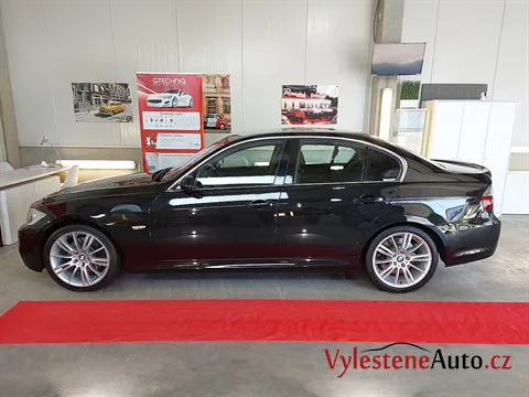 BMW 330i - Leštění a keramická ochrana laku