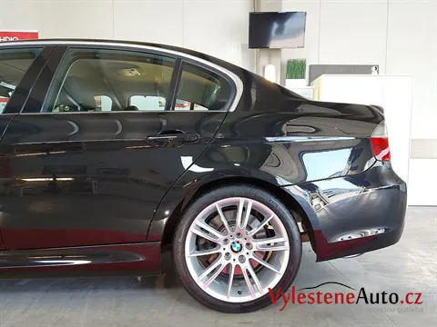 BMW 330i - Leštění a keramická ochrana laku