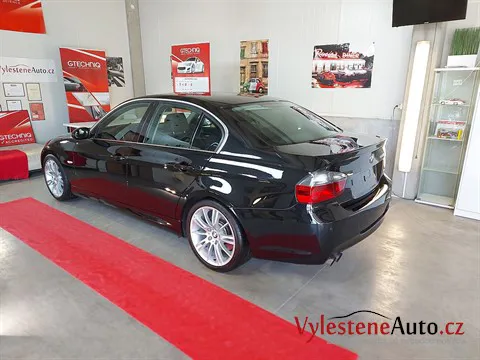 BMW 330i - Leštění a keramická ochrana laku