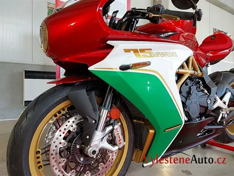 MV Agusta 75 Superveloce - Leštění a keramická ochrana laku