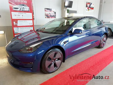 Tesla Model 3 - Renovace a keramická ochrana laku
