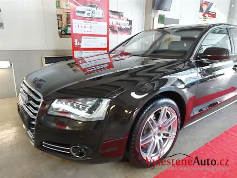 Audi A8 L - Vícekrokové leštění a keramická ochrana laku